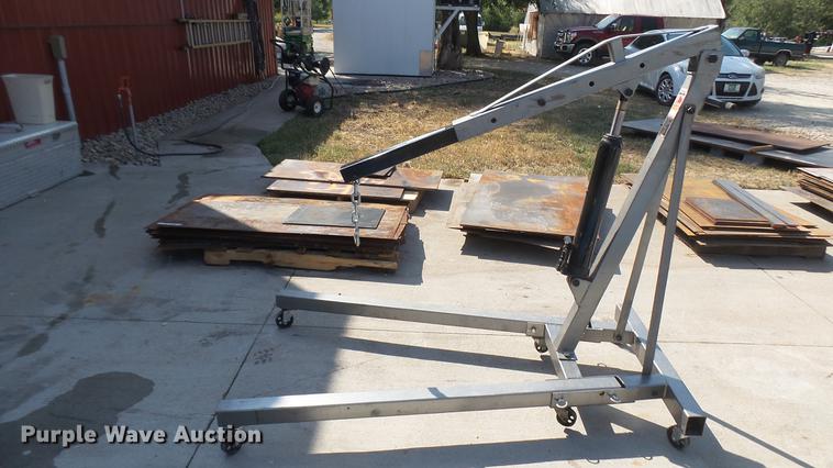 Pittsburgh engine hoist in Hesston, KS | Item EB9043 sold | Purple Wave
