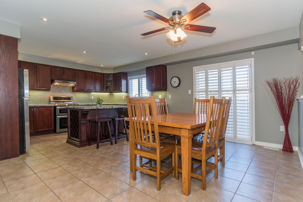 432 King St. E., Mount Albert, Ontario L0G 1M0 Blog Team Zold