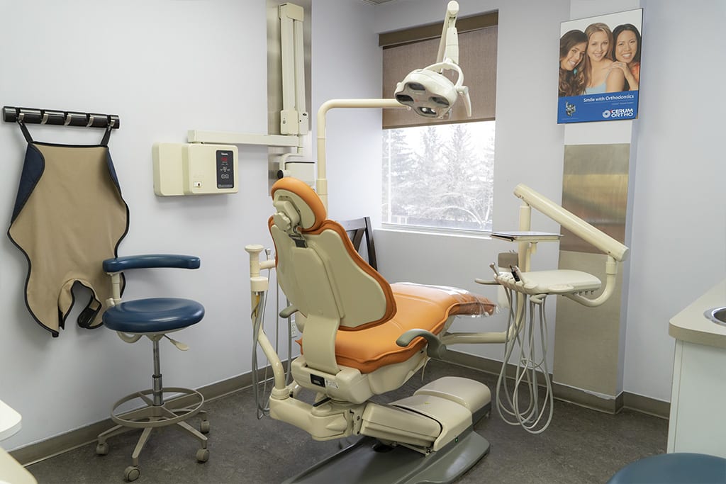 Our Dentists You to Green Plaza Dental in Calgary