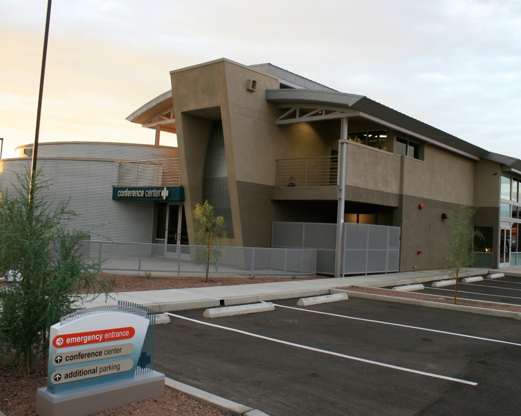 Hospital Tour Veterinary Specialty Center of Tucson in Tucson