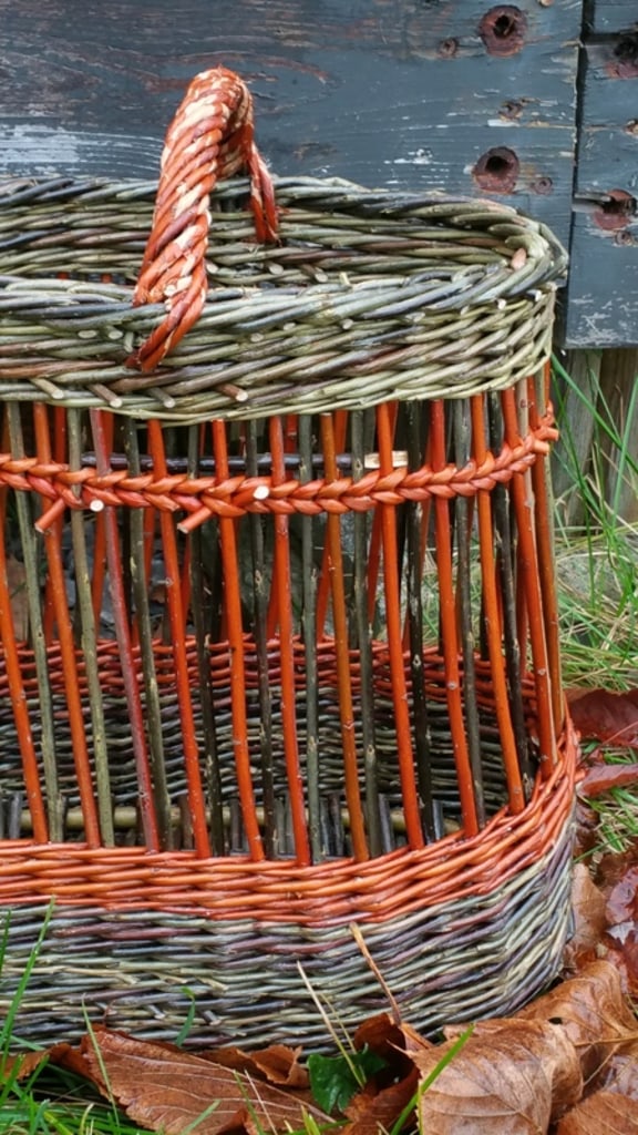 Fitched Willow Baskets Photo Gallery Lakeshore Willows in Wainfleet