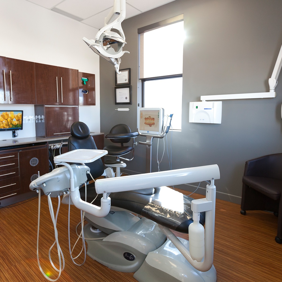 À propos de nos cliniques Espaces Sourires Dentiste à Laval