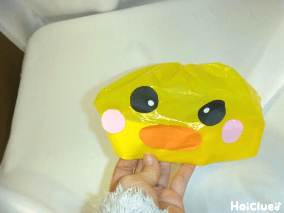 カラーポリ袋ぼうし〜いろんな場面で大活躍の手作りアイテム〜 保育や子育てが広がる“遊び”と“学び”のプラットフォーム[ほいくる]