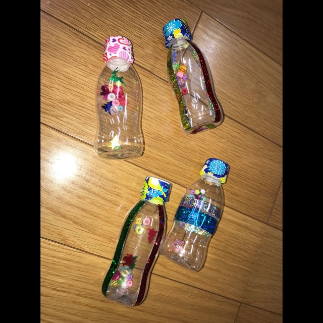 キラキラ ペット ボトル 226315キラキラ ペット ボトル 作り方