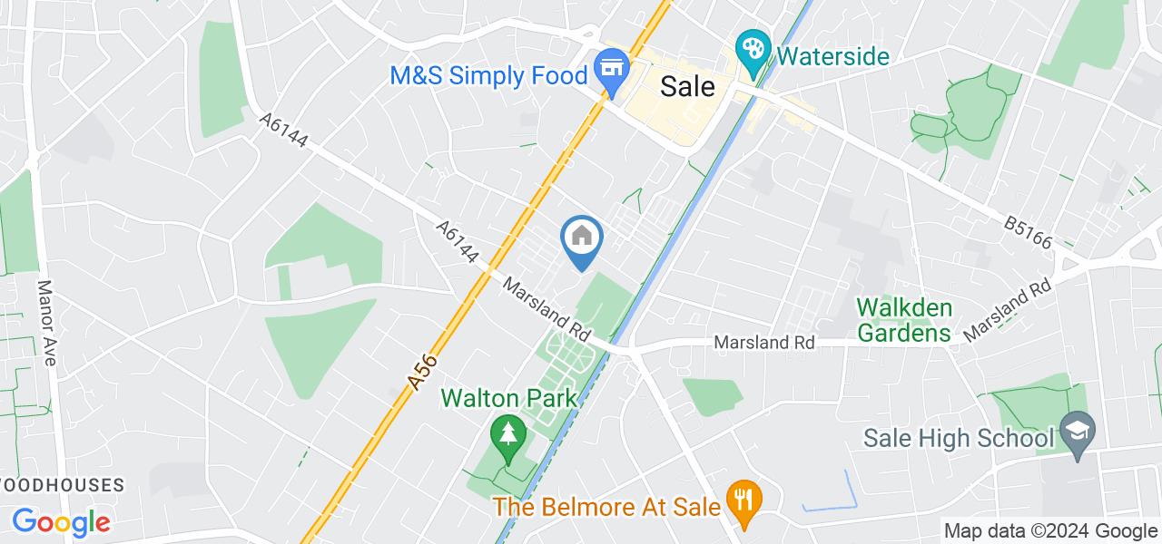 Sale Room in a Shared House, St. James Drive, M33 To Rent Now for £