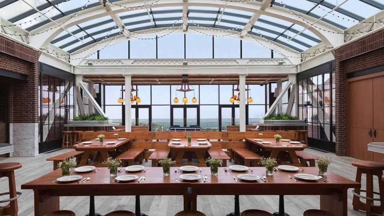 Best Outdoor Bars and Restaurants in Chicago for Summer