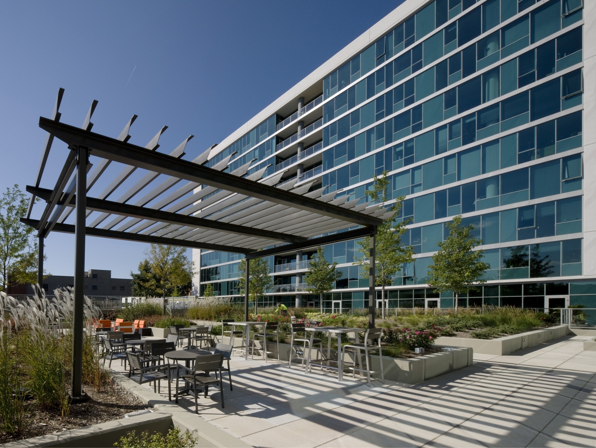 Urban Abodes, Chicago (see pics & AVAIL)