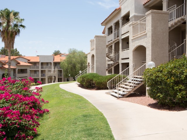 Hilands Apartment Homes, Tucson (see pics & AVAIL)