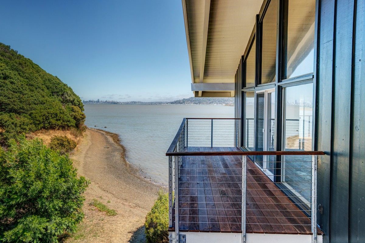 The Cove at Tiburon, Tiburon (see pics & AVAIL)