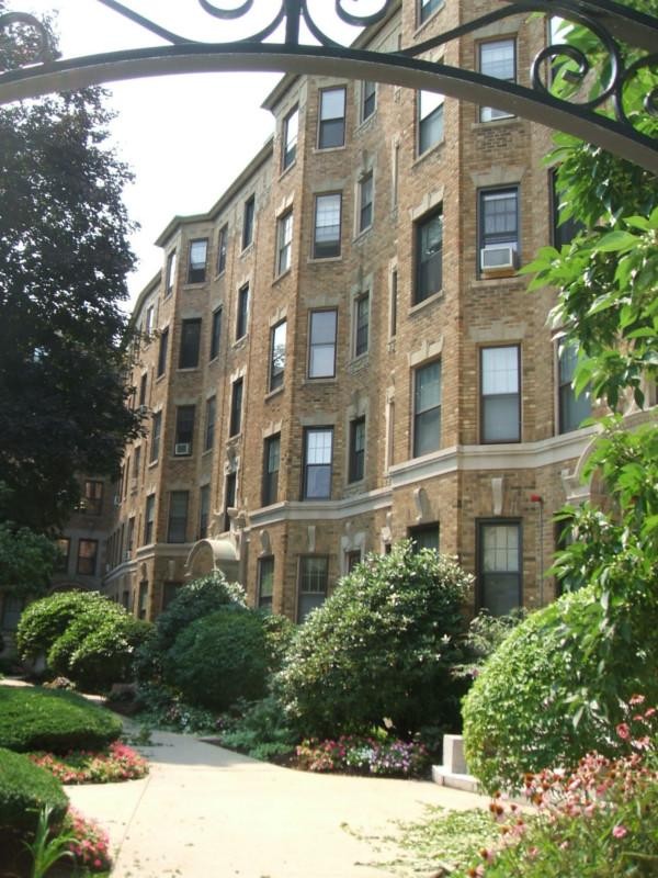Explore Today's Cheapest Rentals In The Longwood Medical Area, Boston
