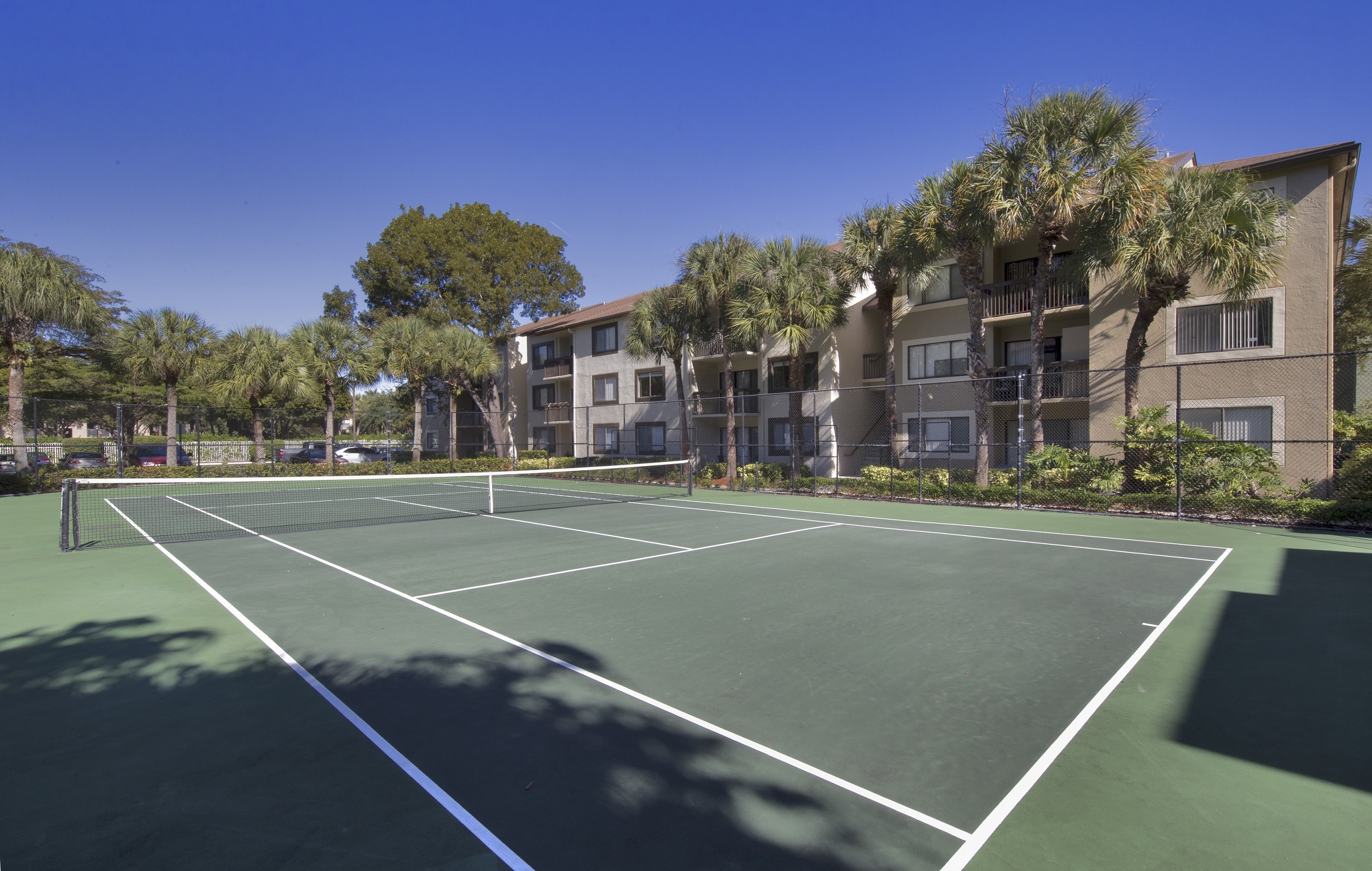 Cascades at the Hammocks, Miami (see pics & AVAIL)