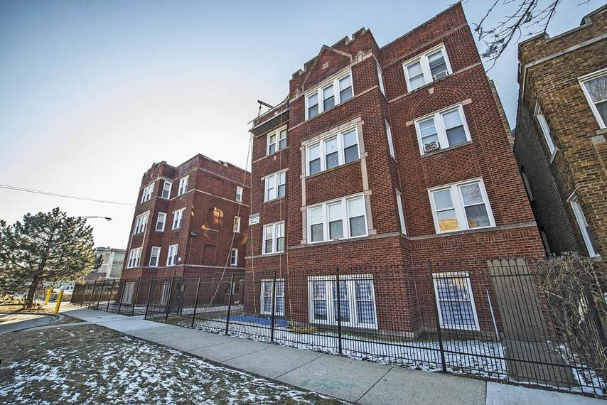 481523 W Cortez St, Chicago (see pics & AVAIL)