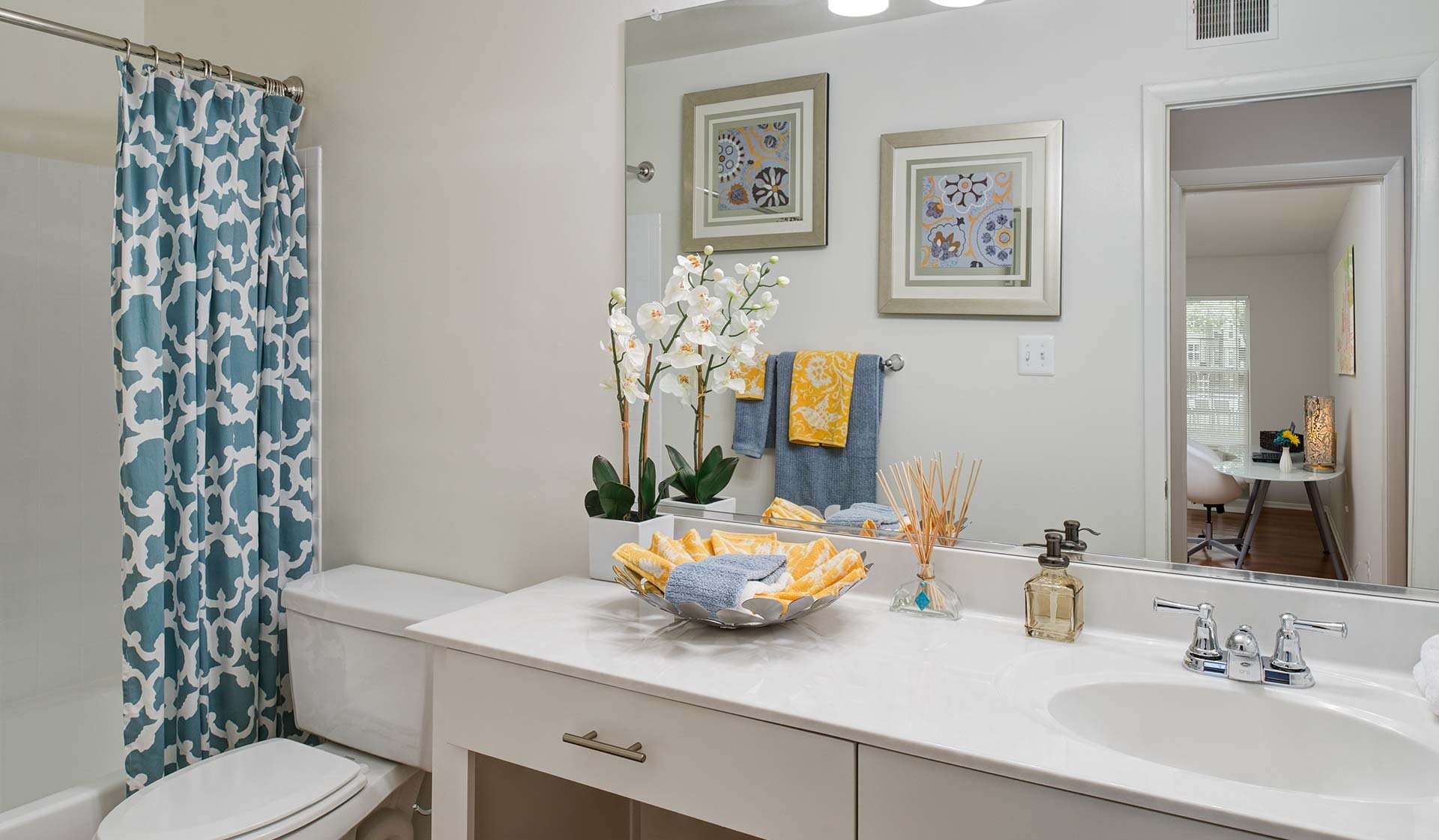 Hunt Club Apartments, Gaithersburg (see pics & AVAIL)