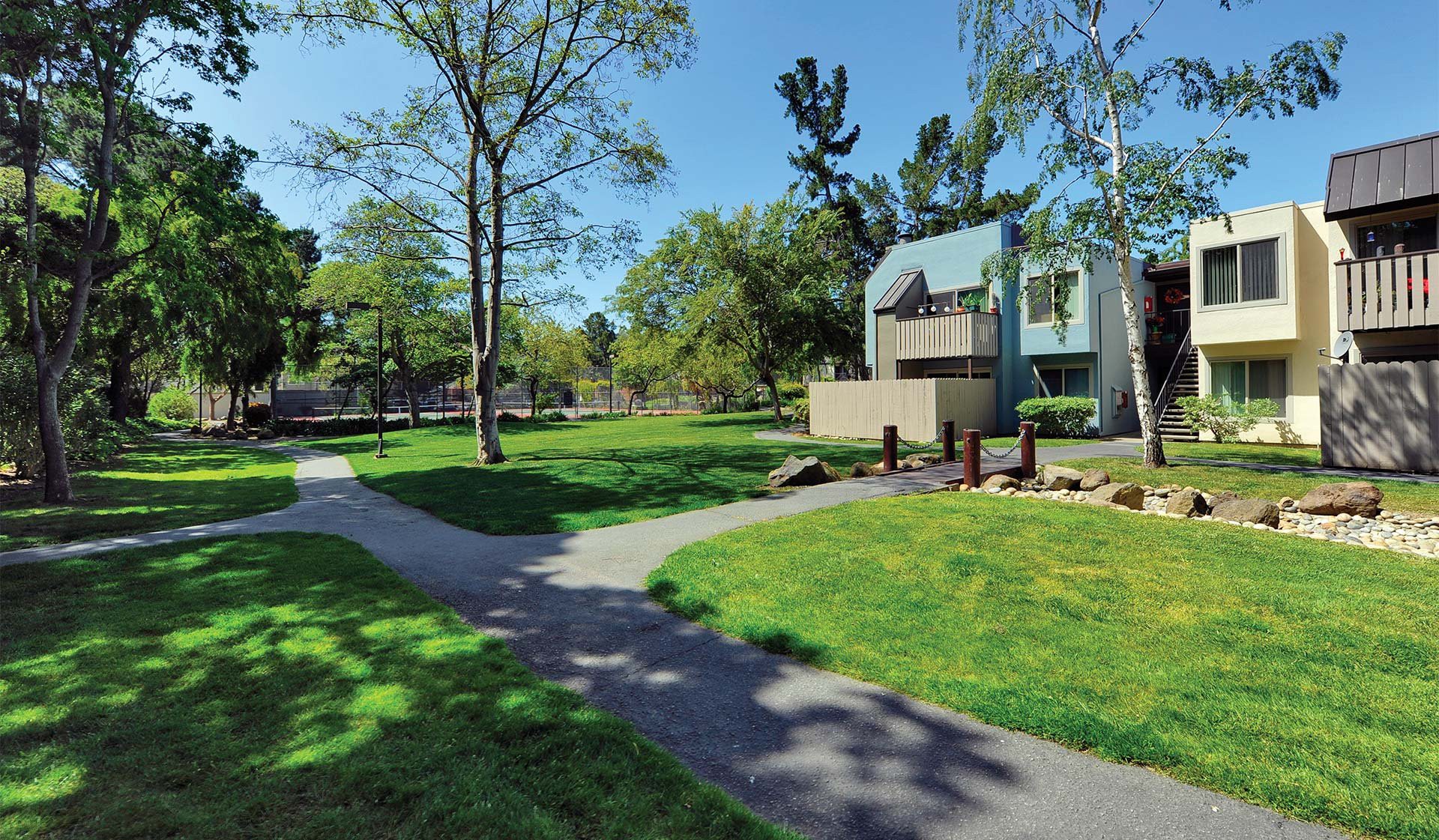 Scotchallow Apartment Homes, San Mateo (see reviews, photos and availability)