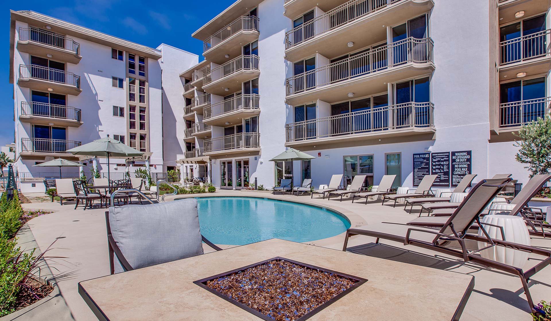Ocean House on Prospect, San Diego (see pics & AVAIL)