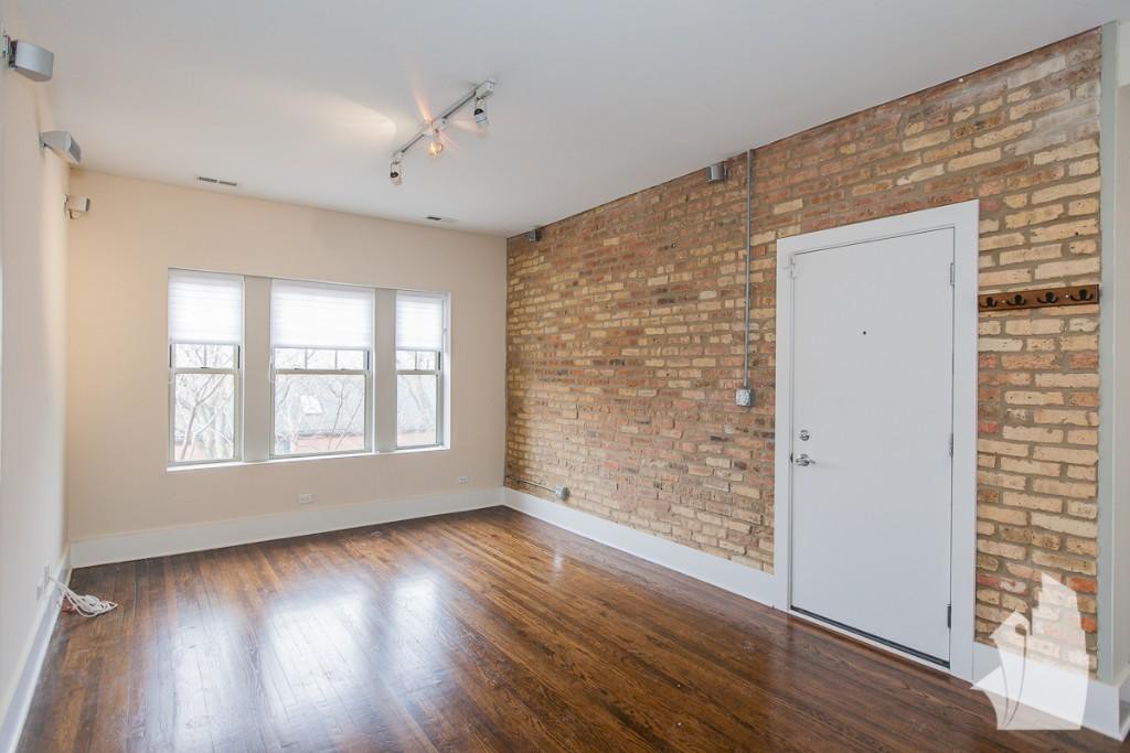Check Out Today's Cheapest Rentals In North Center, Chicago