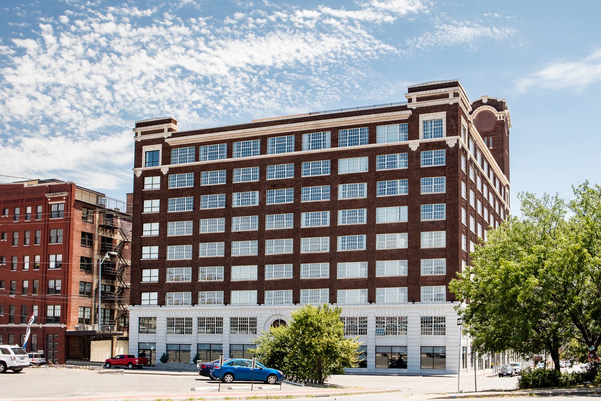 Piper Lofts, Kansas City (see pics & AVAIL)