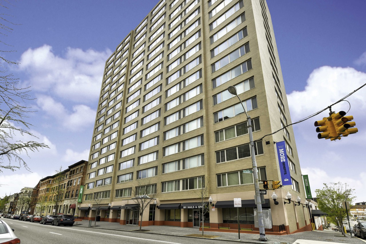 Horizon House 1101 N Calvert St, Baltimore, MD 21202 Apartment for