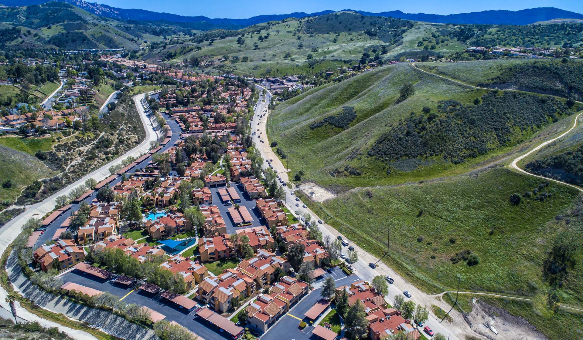 Malibu Canyon Apartments, Calabasas (see photos and available photos)