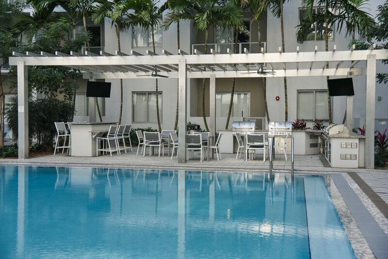 Pearl Dadeland, Miami (see pics & AVAIL)