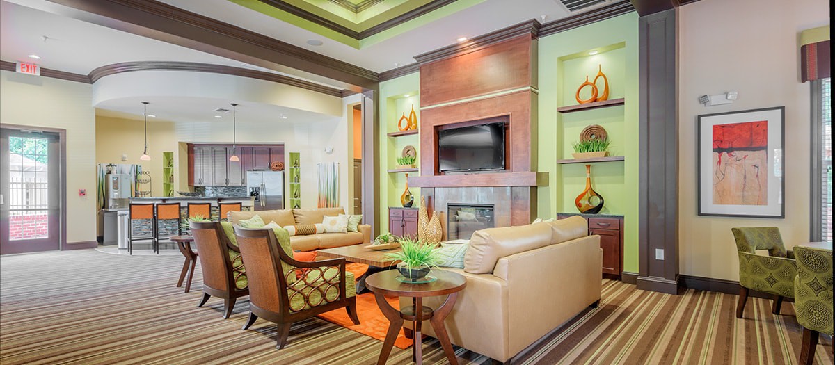 Colonial Grand at Bellevue, Nashville (see pics & AVAIL)