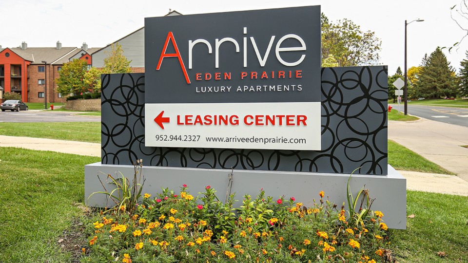 Arrive, Eden Prairie (see pics & AVAIL)