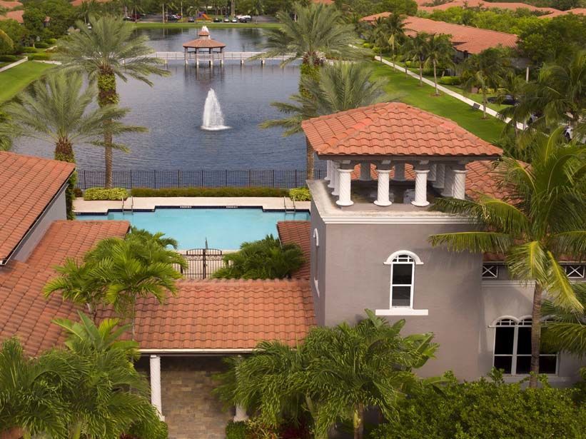 Camden Doral Villas, Doral (see photos and availability)