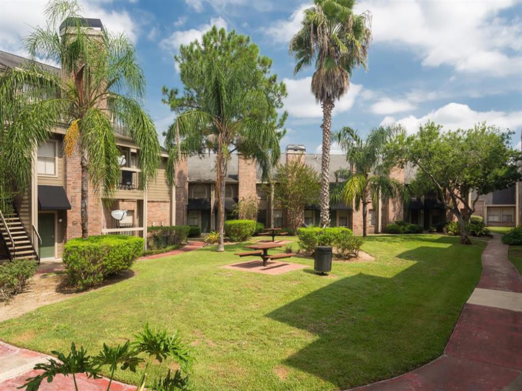 Cypress Park Apartments, Houston (see reviews and photos
