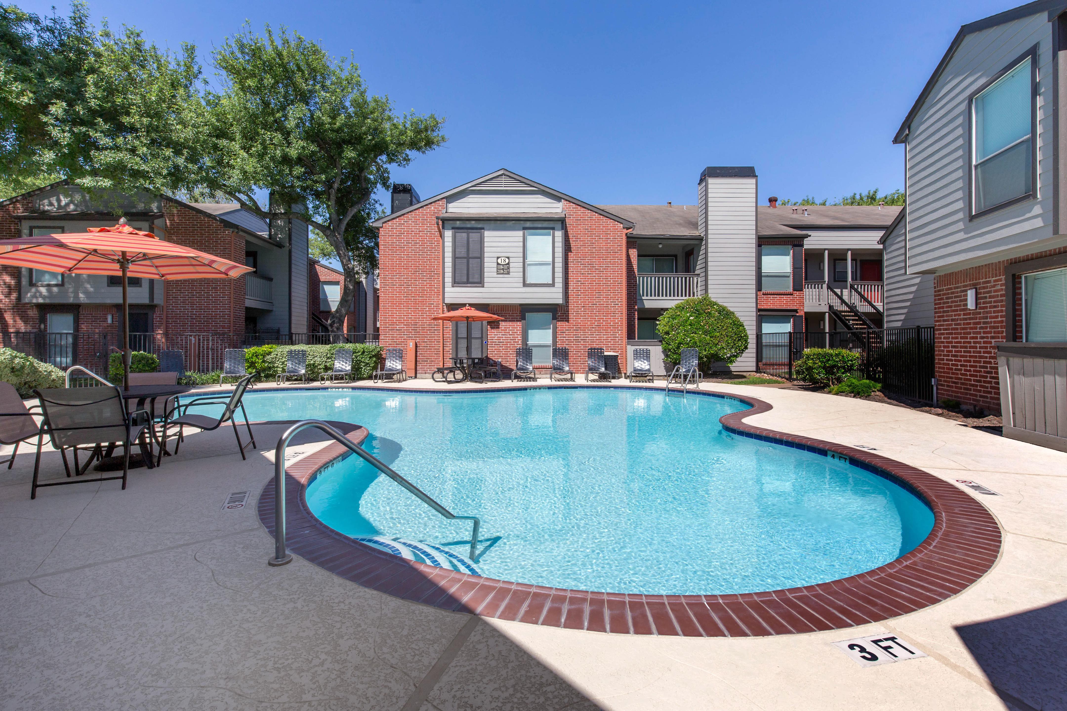 Richmond Green Apartments, Houston (see pics &amp; AVAIL)