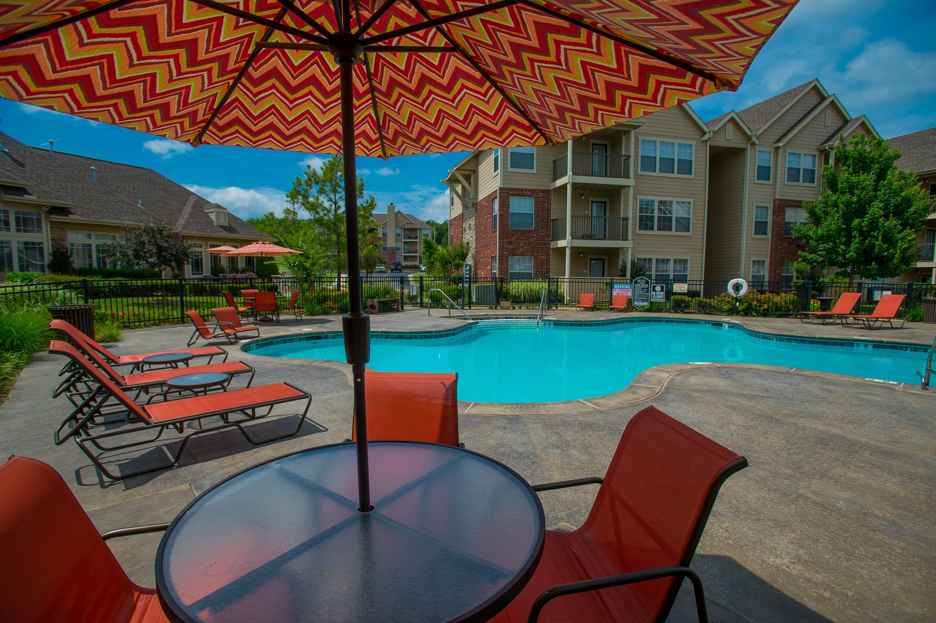 Nickel Creek Apts, Tulsa (see pics & AVAIL)