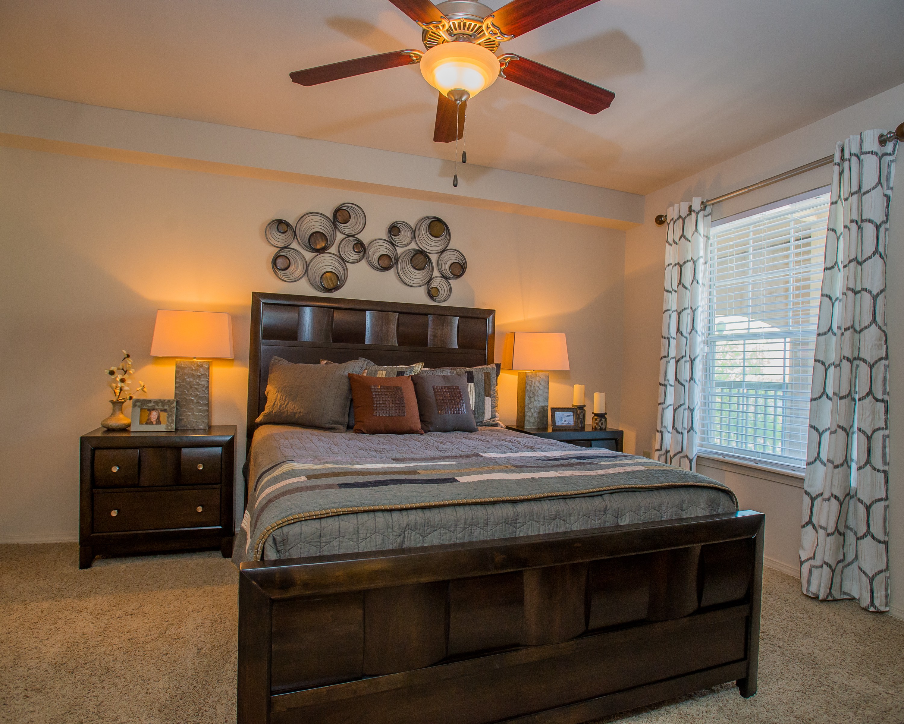 Nickel Creek Apts, Tulsa (see pics & AVAIL)