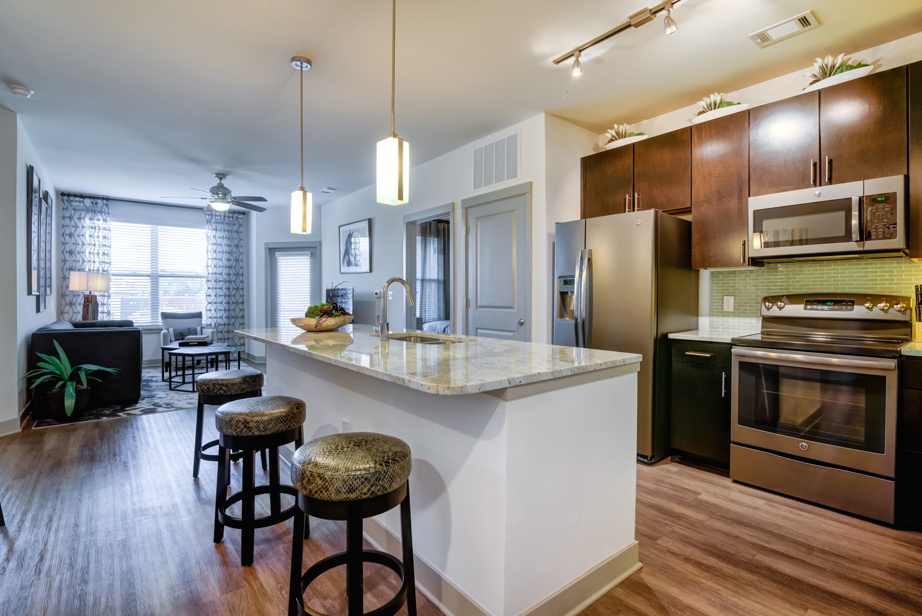 Student Housing in Nashville, TN College Student Apartments