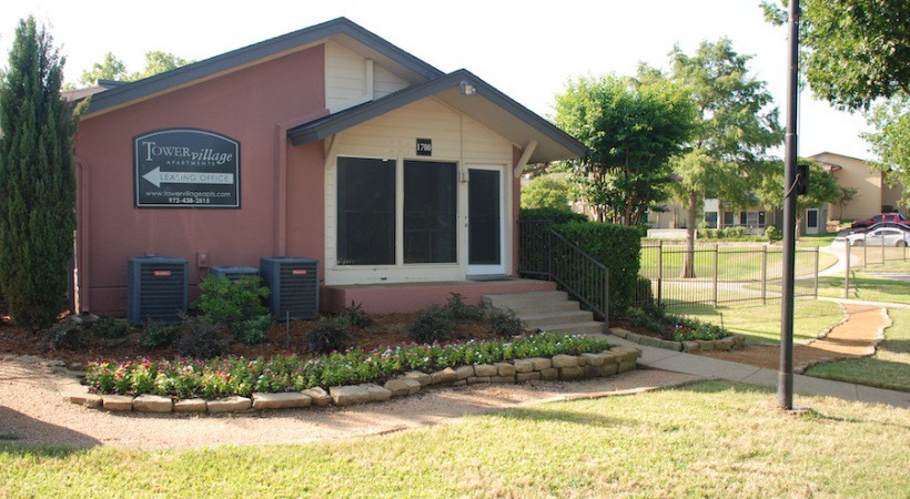 Tower Village, Irving (see pics & AVAIL)