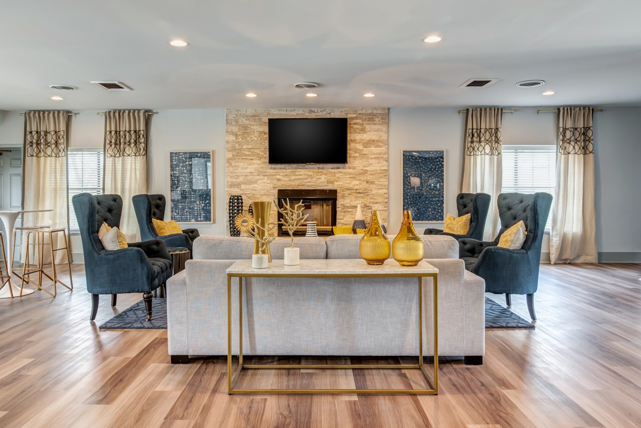 Bellevue Heights Apartments, Nashville (see pics & AVAIL)