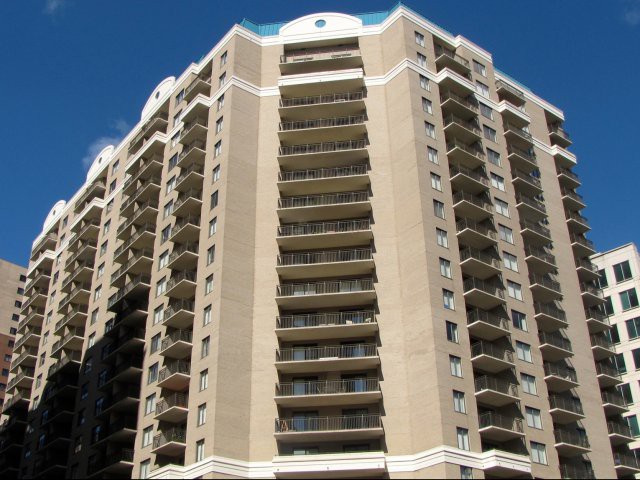 Richmond Square, Arlington (see pics & AVAIL)