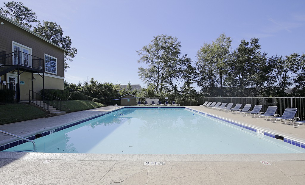 Arbor Ridge, Athens (see pics & AVAIL)