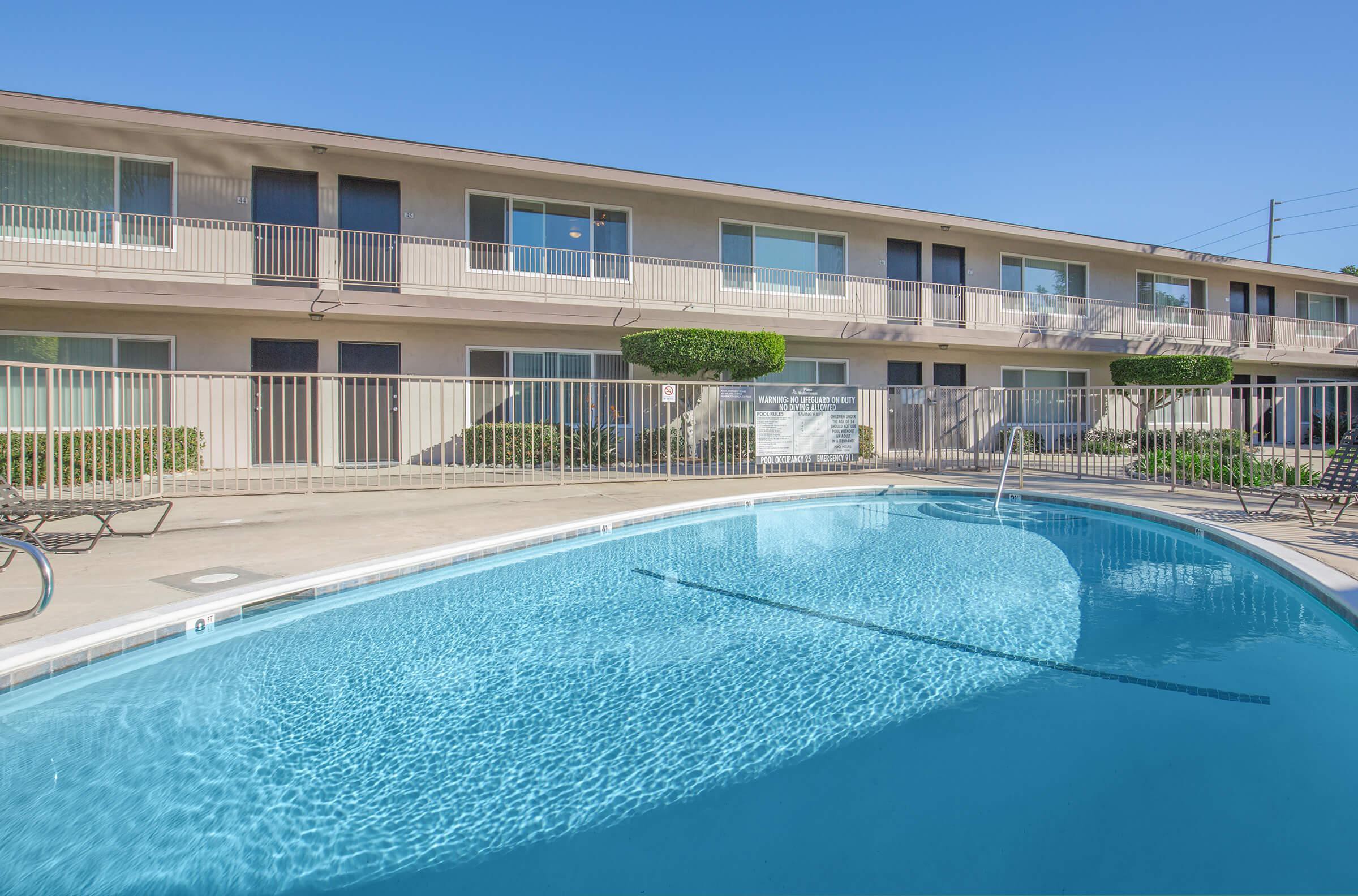 Playa Mediterranean Apartment Homes, Huntington Beach (see pics & AVAIL)