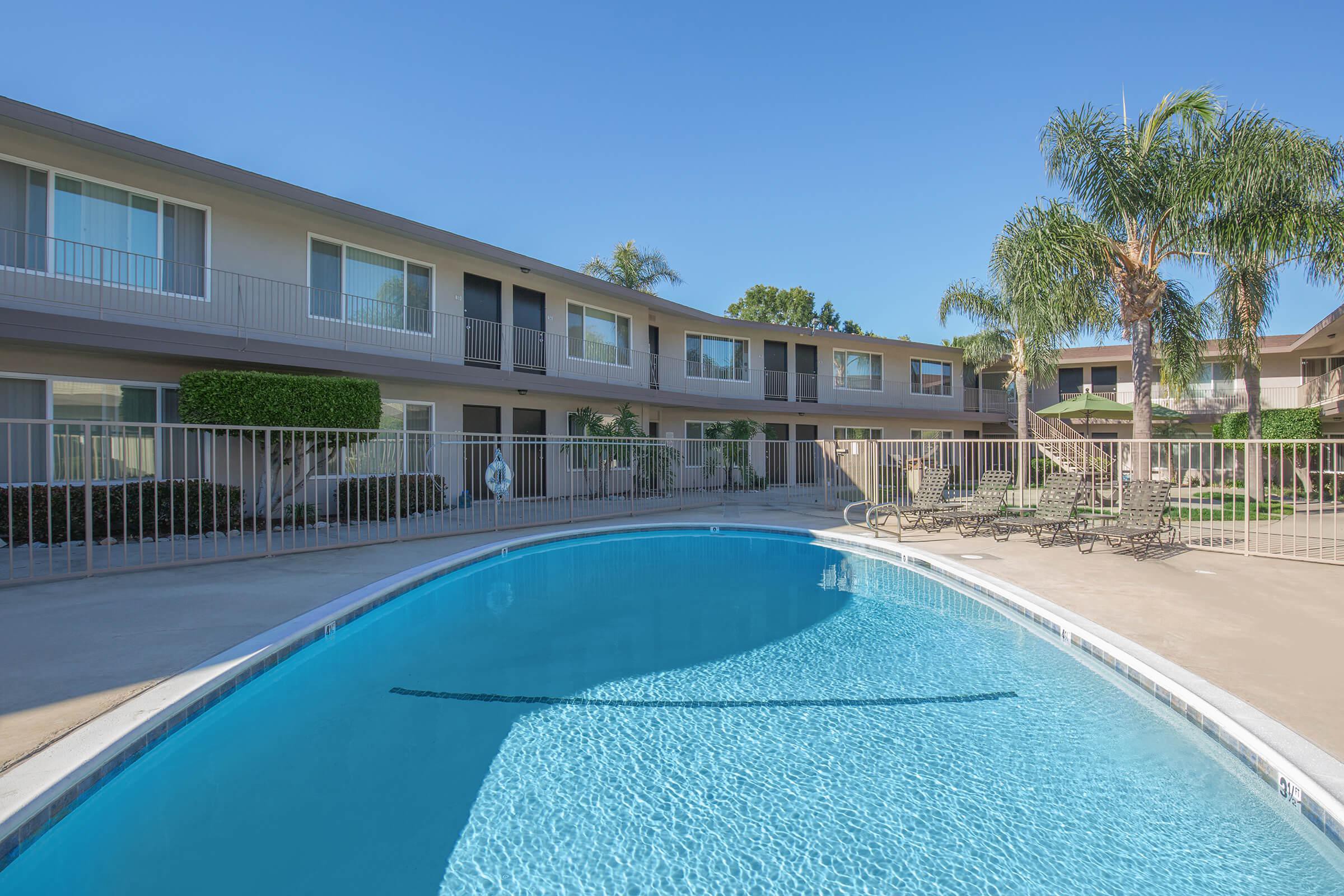 Playa Mediterranean Apartment Homes, Huntington Beach (see pics & AVAIL)