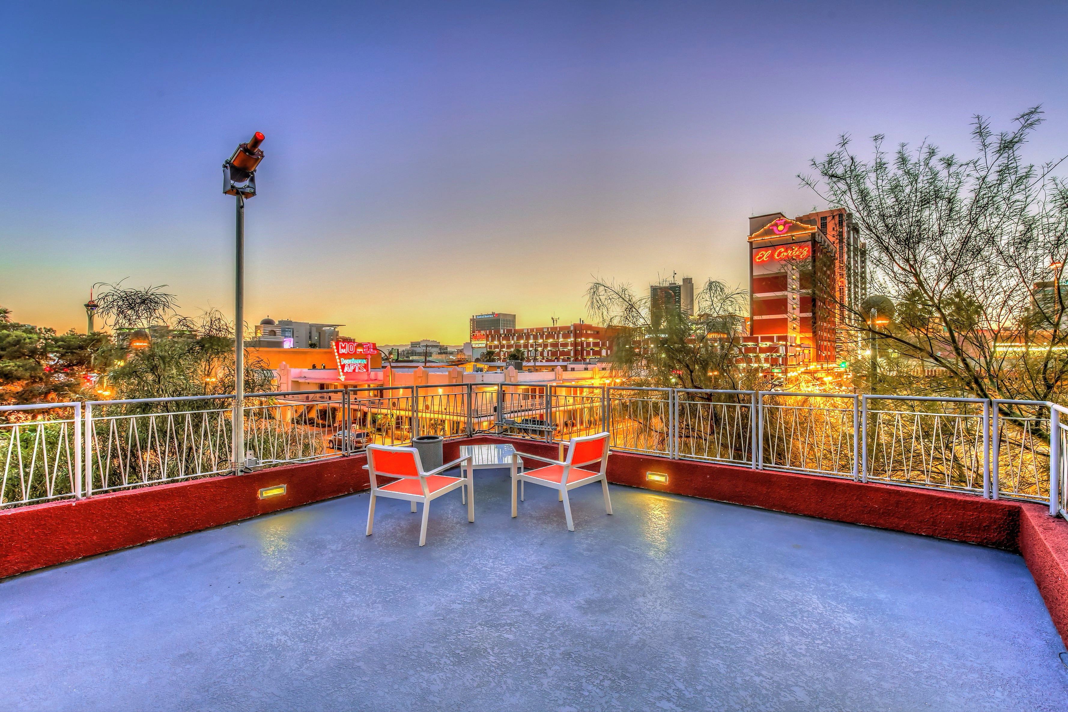 The 211, Las Vegas (see pics & AVAIL)