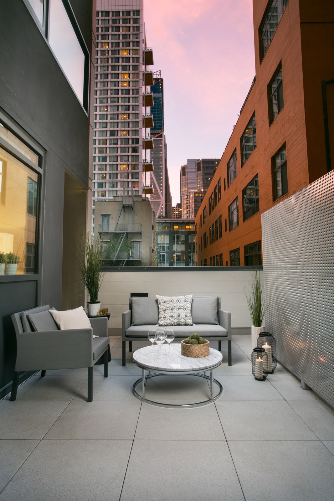 333 Fremont, San Francisco (see pics & AVAIL)