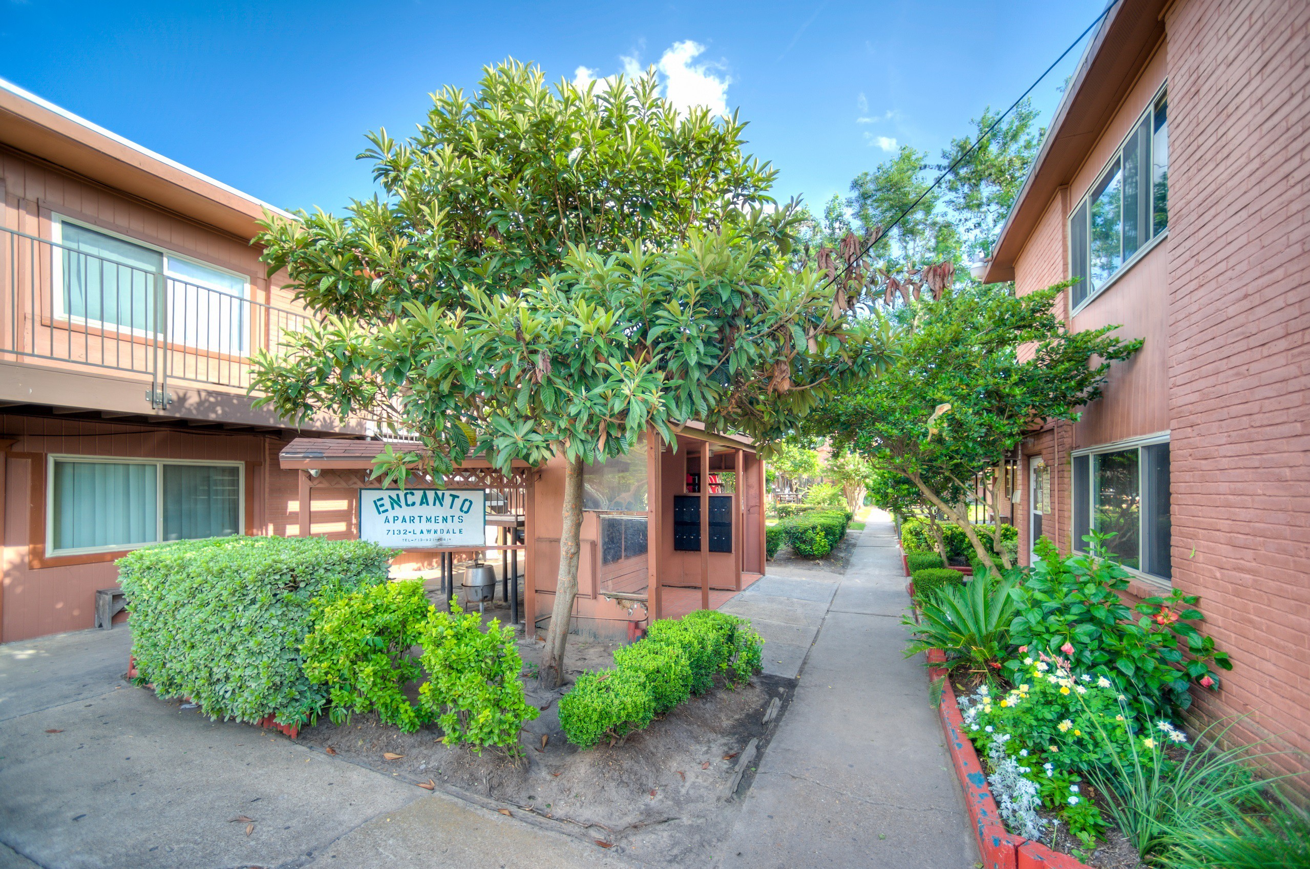 Encanto Apartments, Houston (see pics & AVAIL)