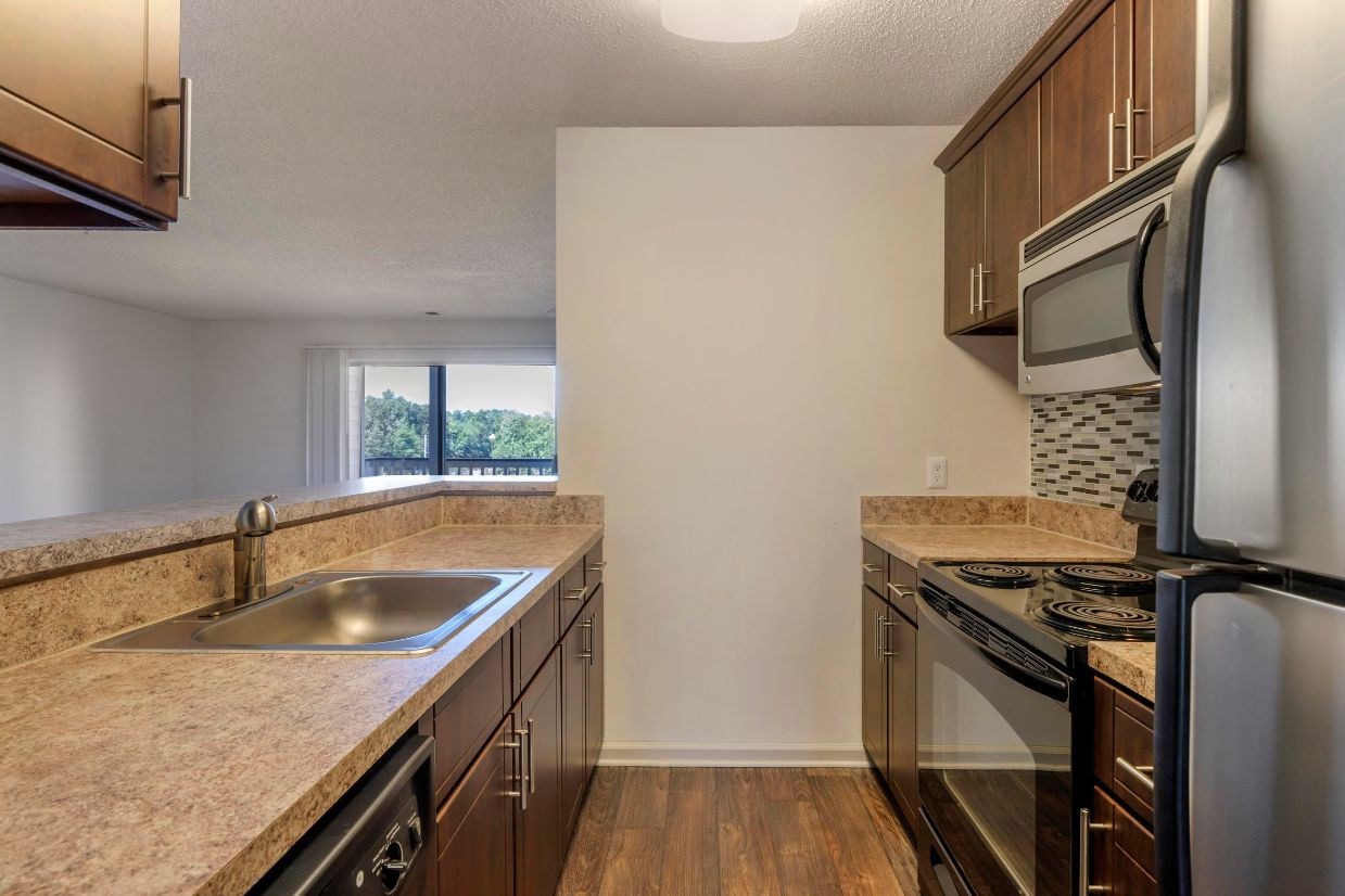 Sailpointe at Lake Norman Apartment Homes, Cornelius (see pics & AVAIL)