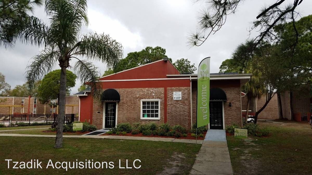 Timberfalls, Tampa (see pics & AVAIL)
