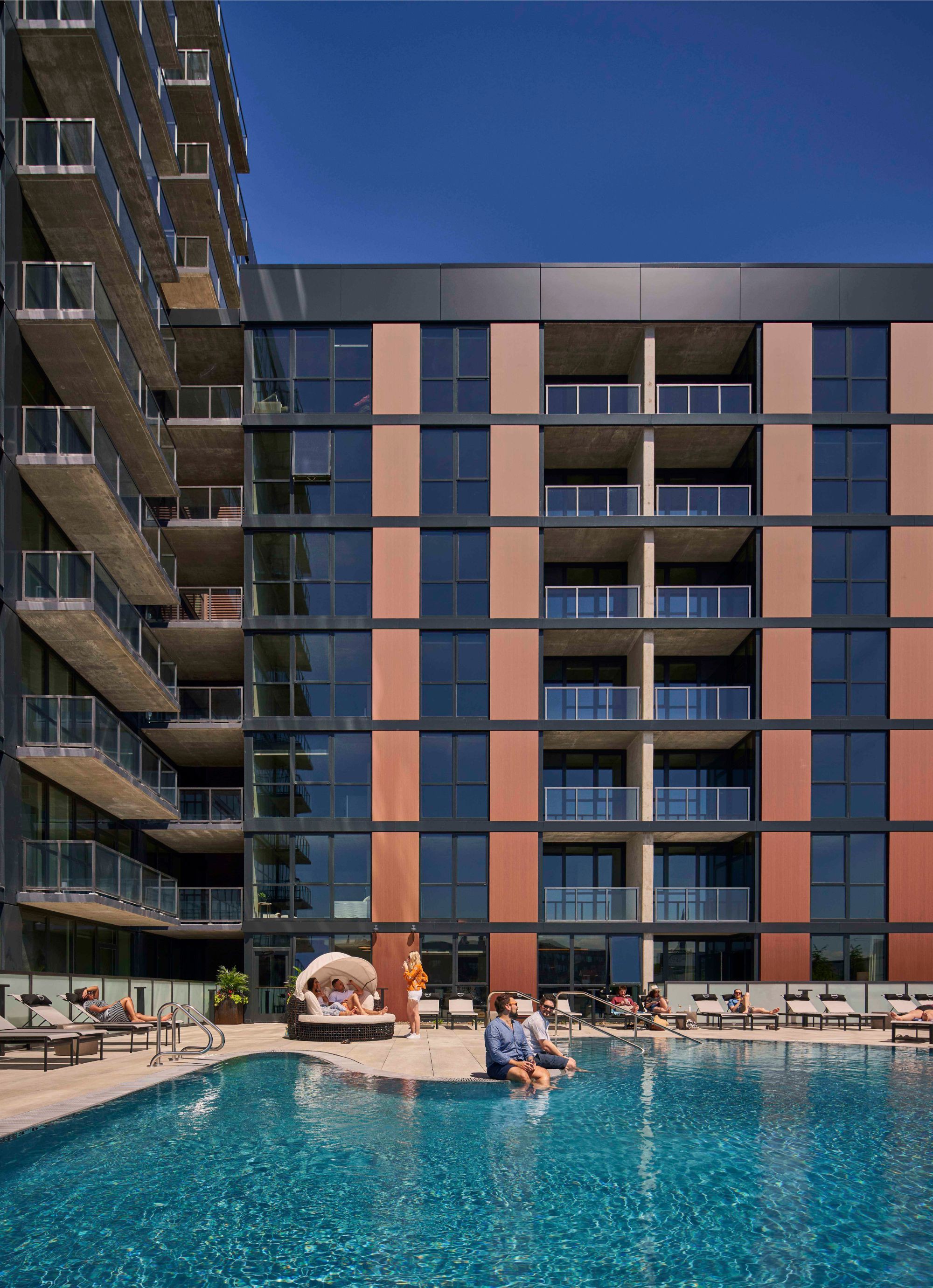 The Mason, Chicago (see pics & AVAIL)