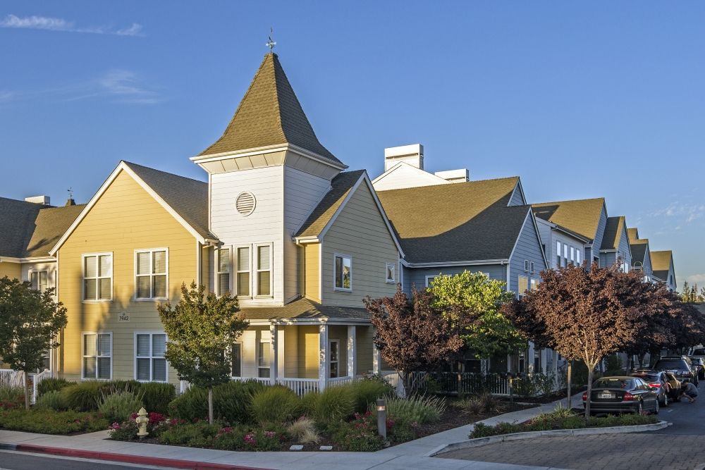 Vineyards Apartments, Gilroy (see pics & AVAIL)