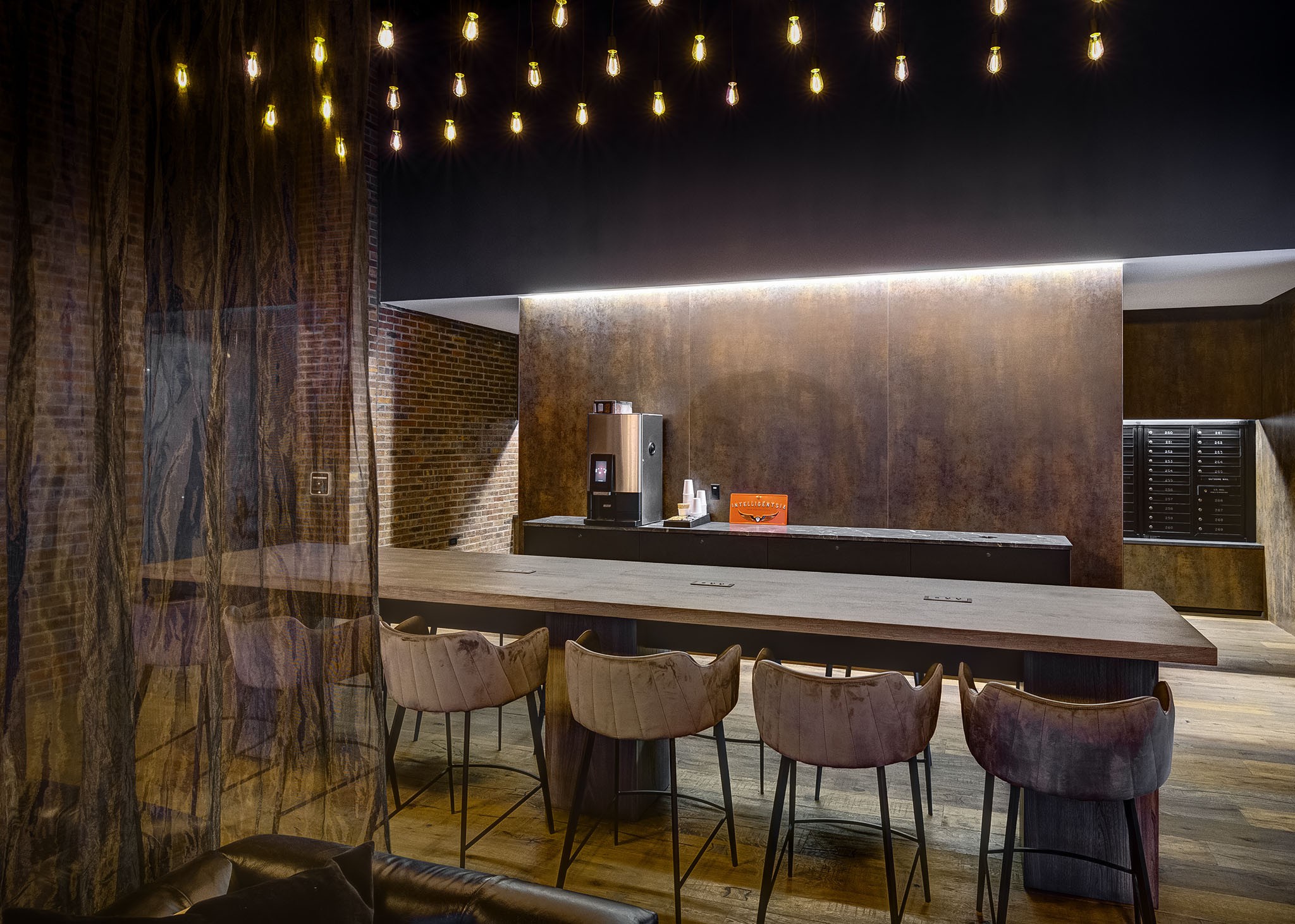 The Mason, Chicago (see pics & AVAIL)