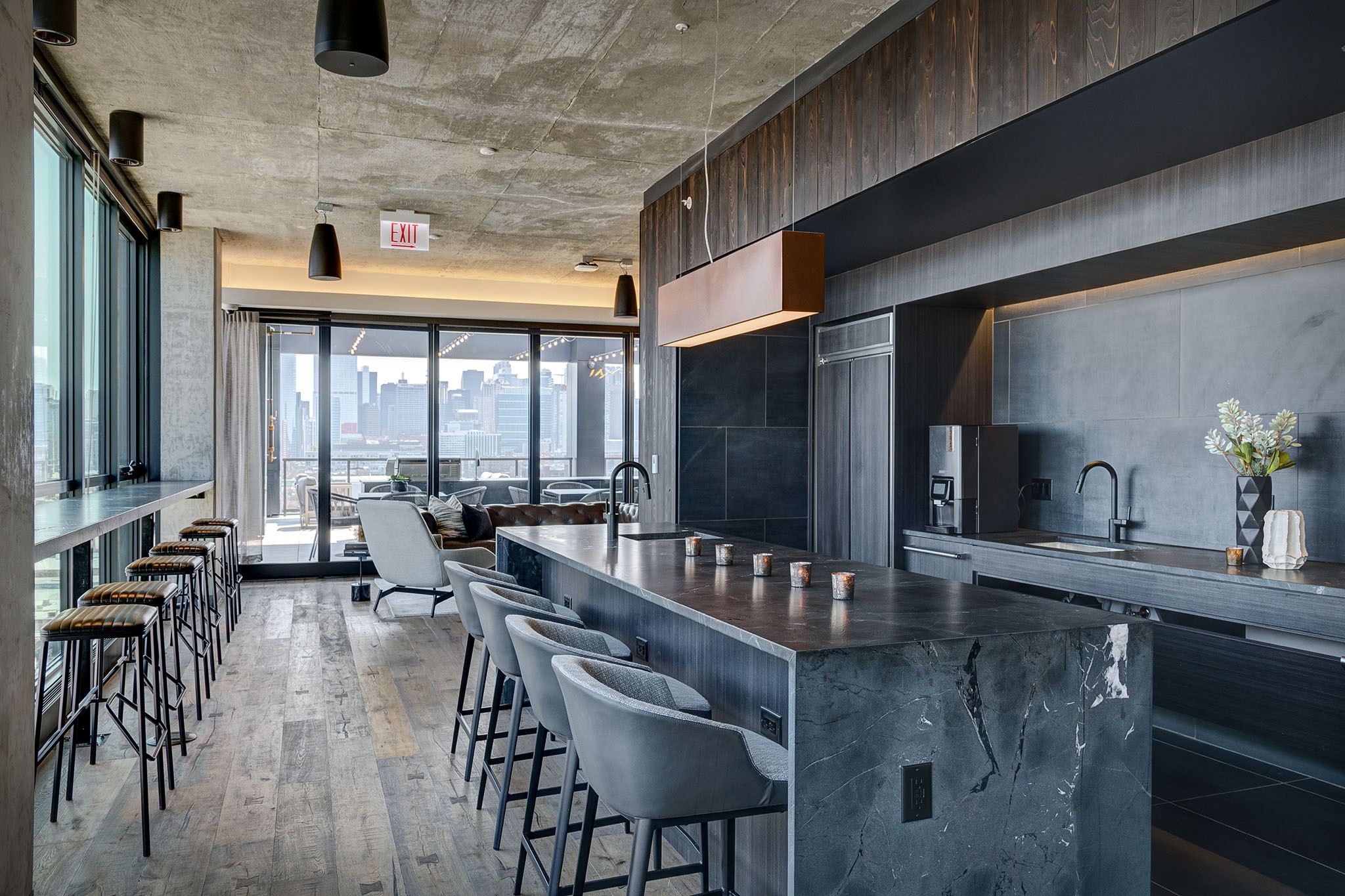 The Mason, Chicago (see pics & AVAIL)