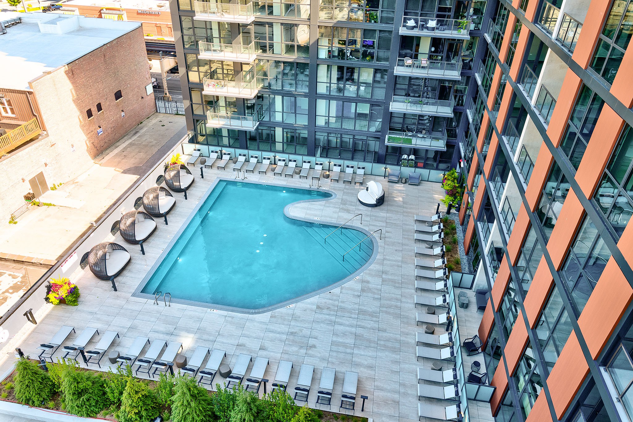 The Mason, Chicago (see pics & AVAIL)