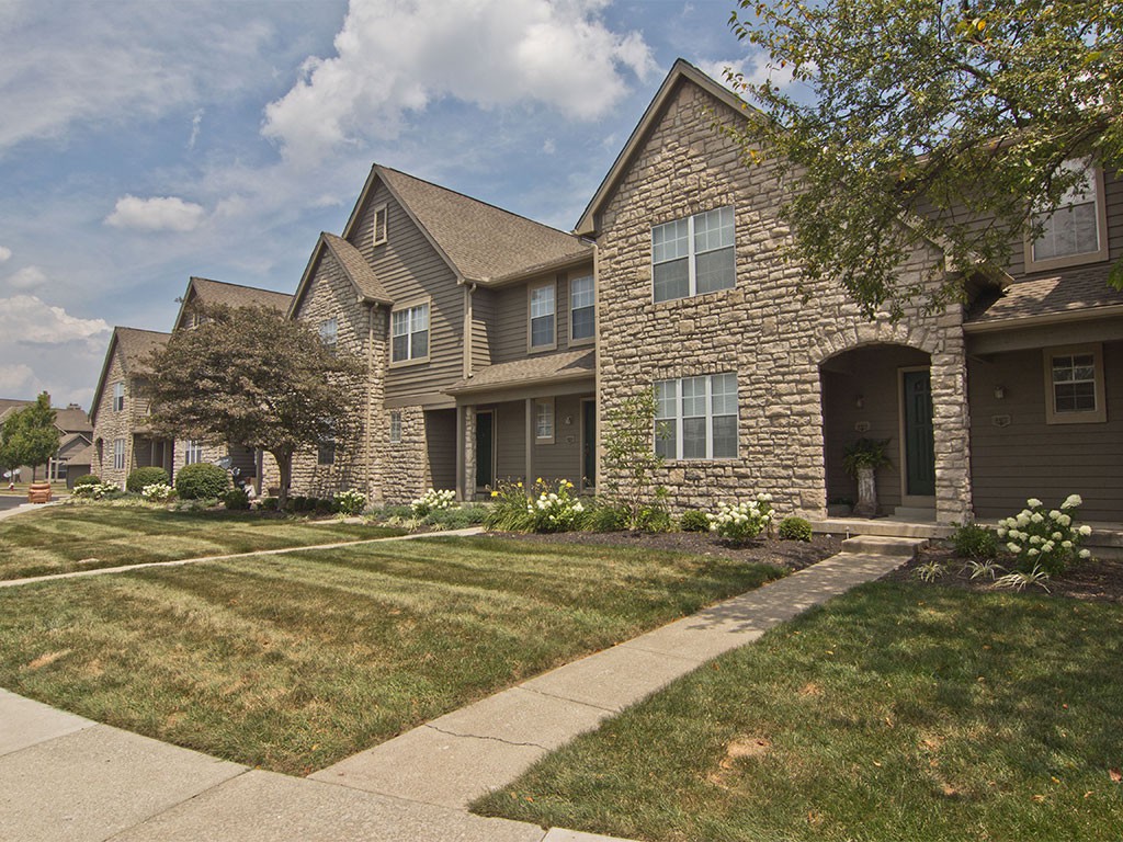 Camden Place, Columbus (see pics & AVAIL)