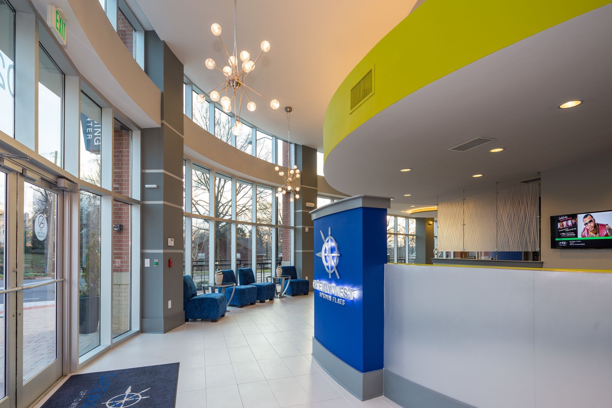 Gateway West, Charlotte (see pics & AVAIL)